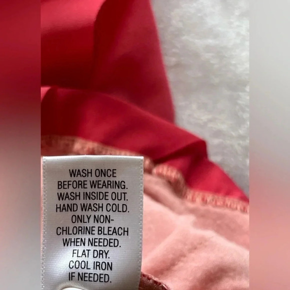 APT 9 FRONT DIAGONAL TIERED RUFFLED SLEEVELESS TOP. SIZE X-SMALL. - Picture 7 of 7